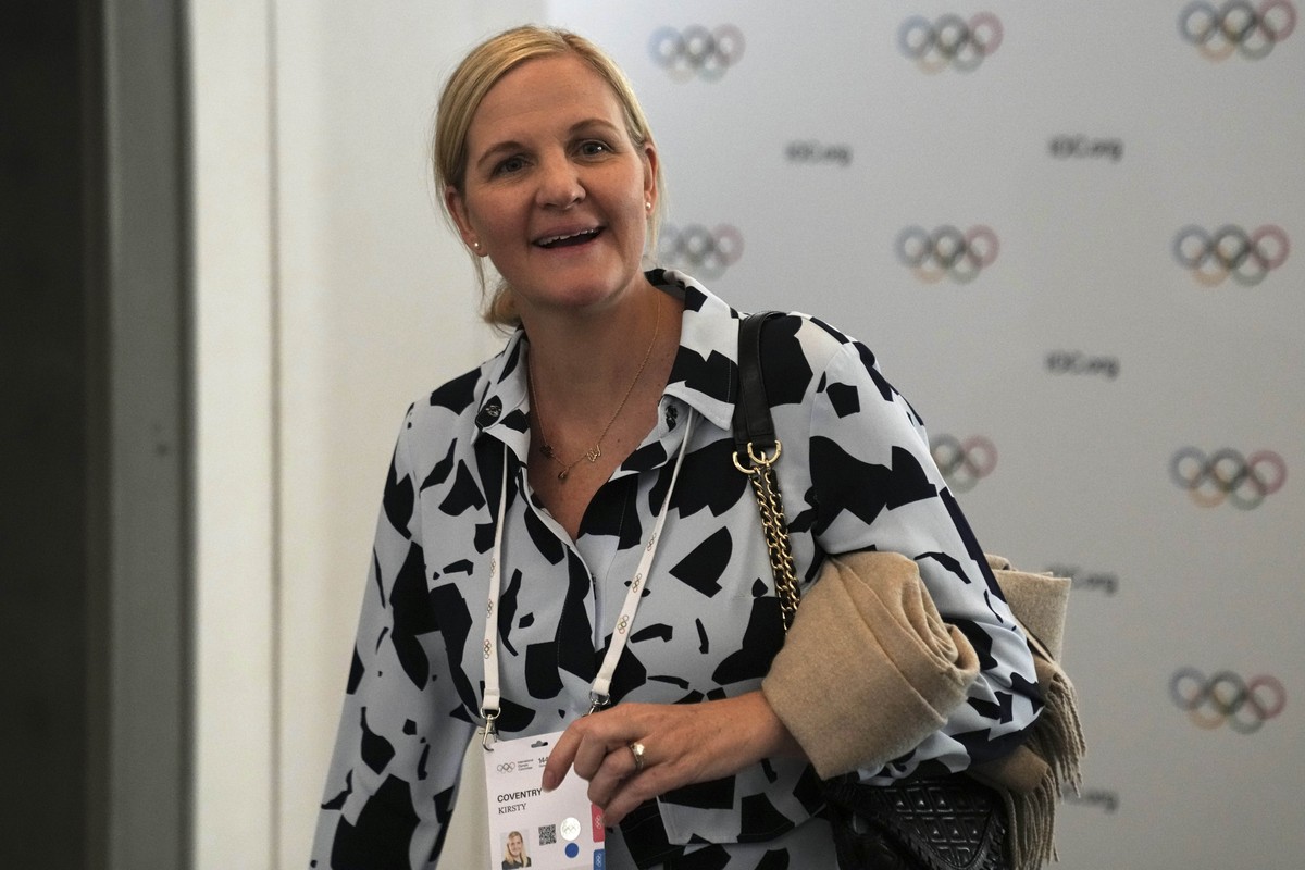Candidate to the presidency of the International Olympic Committee (IOC) Kirsty Coventry arrives at the mixed zone during a break of the 144th session, which will elect the new IOC President, in Costa ...