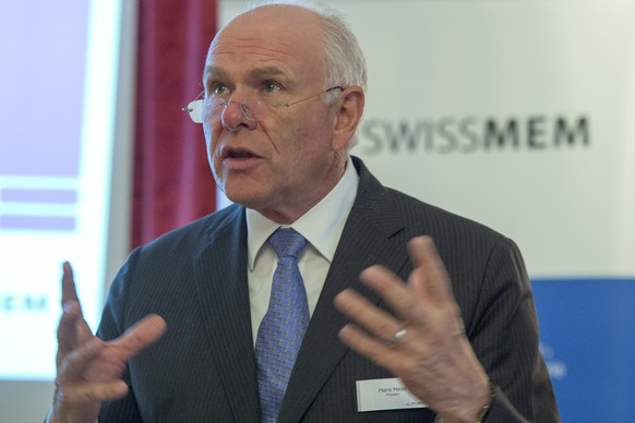 Hans Hess, Praesident Swissmem, aeussert sich zur Lage der Maschinenindustrie in der Schweiz an der Jahresmedienkonferenz des Verbands Swissmem, am Montag, 29. Februar 2016, in Bern. (KEYSTONE/Lukas L ...