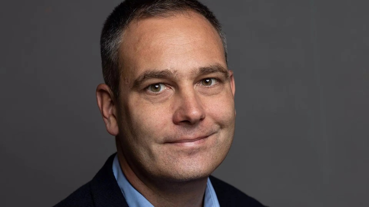 Originaire de Salzbourg, Gustav Gressel, 46 ans, est titulaire d'un doctorat en études stratégiques et est un expert sur l'Ukraine très demandé par de nombreux médias. Il a en outre suivi la ...