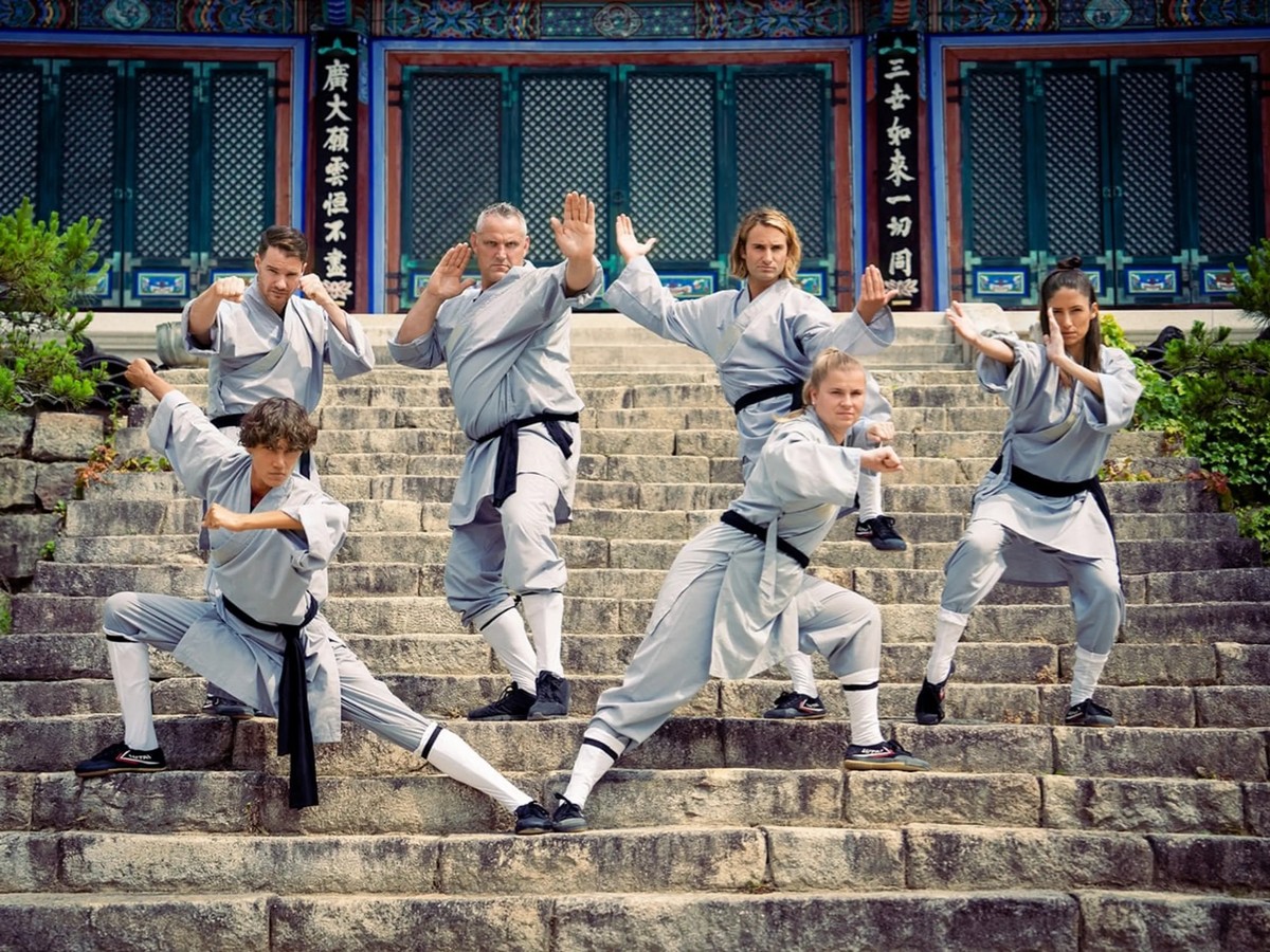 Ils affrontent leurs peurs et s’interrogent sur le sens de la vie: voici les célébrités Shaolin de la nouvelle émission de téléréalité SRF.