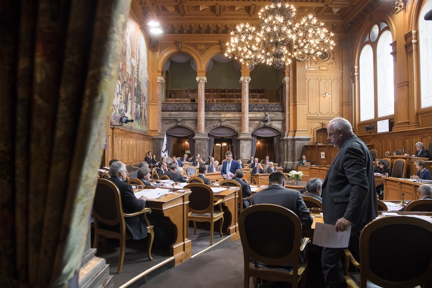 Blick in den Saal des Staenderats, an der Herbstsession der Eidgenoessischen Raete, am Montag, 18. September 2017 im Staenderat in Bern. (KEYSTONE/Anthony Anex)