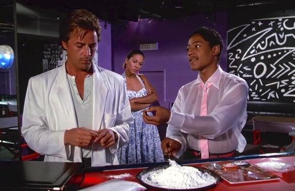 Giancarlo Esposito in Miami Vice

https://www.imdb.com/title/tt0086759/mediaviewer/rm2771817729/?ref_=ttch_ph_3