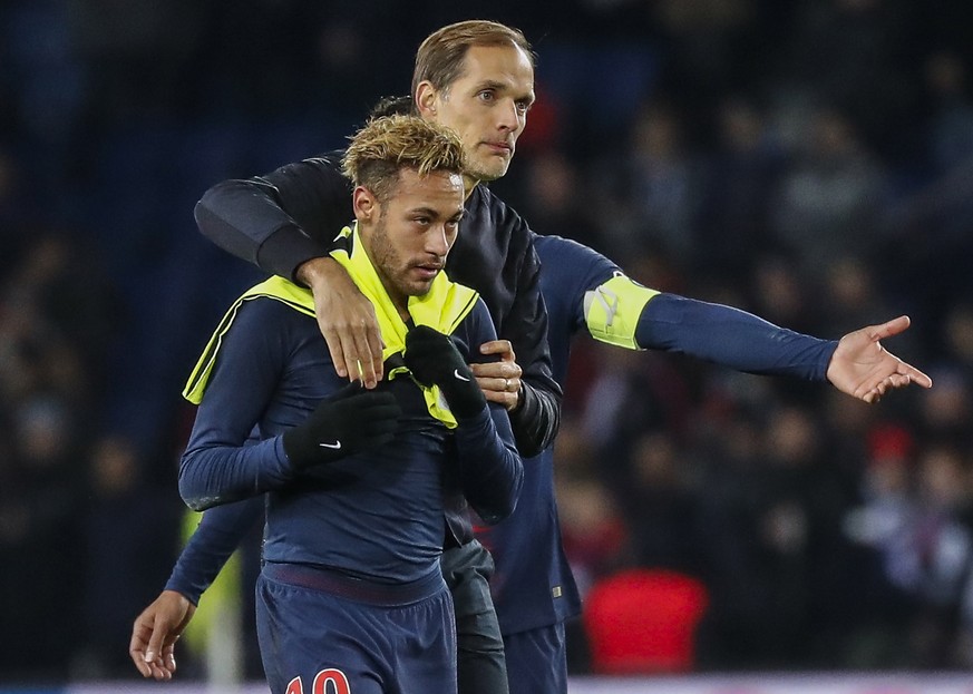 epa07137918 Paris Saint Germain&#039;s head coach Thomas Tuchel and Neymar Jr celebrate winning the French Ligue 1 soccer match between Paris Saint-Germain (PSG) and Lille (LOSC) in Paris, France, 02  ...