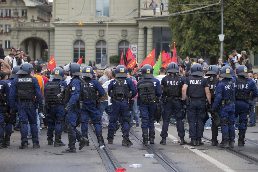 Die Polizei verhinderte in Bern Schlimmeres.