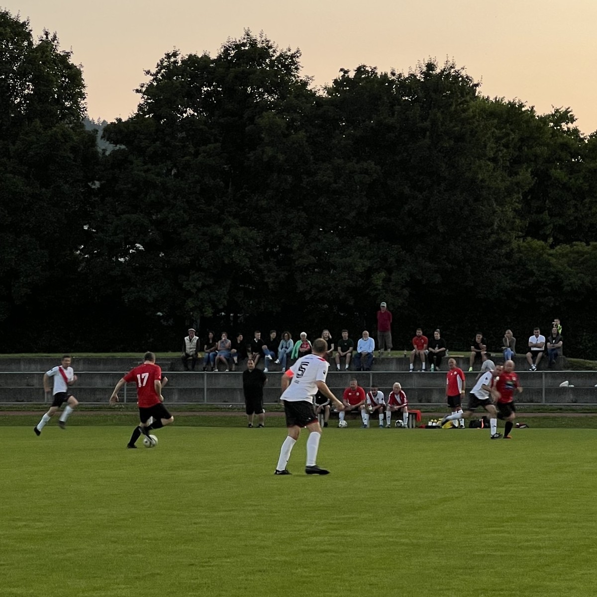 Auf dem Sportplatz im See in Elgg wird es beim Blitzturnier mehr Fans haben als beim Senioren-Spitzenkampf gegen Seuzach.