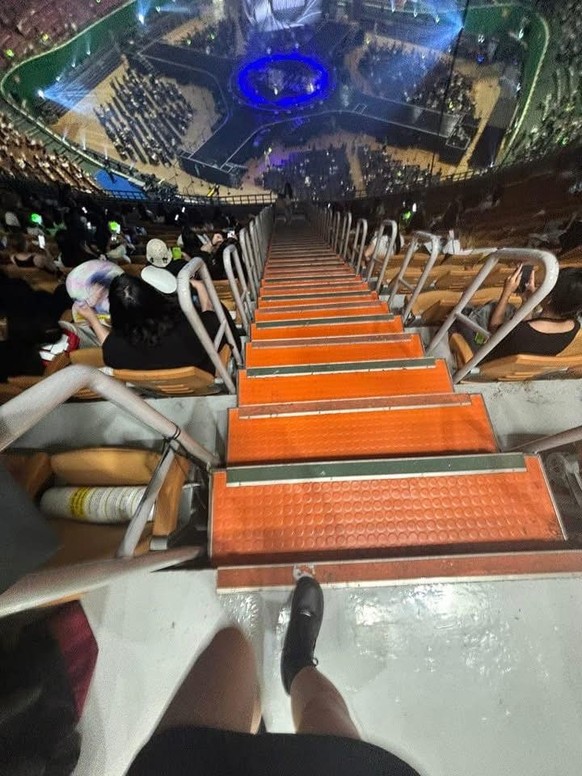 Death Stairs
https://www.facebook.com/groups/1040870849707443