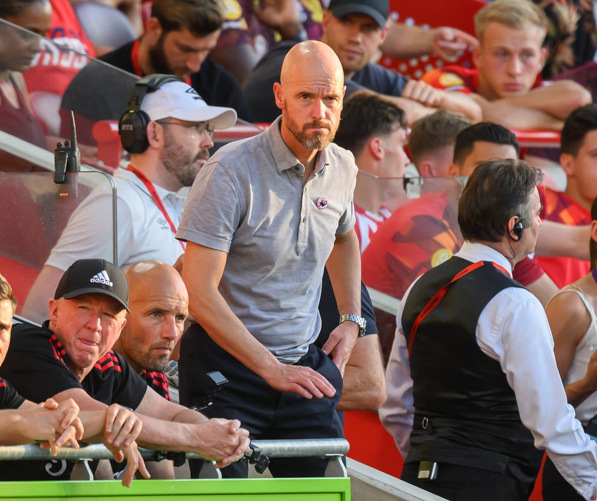 Brentford v Manchester United, ManU - Premier League - Gtech Community Stadium Manchester United Manager Erik ten Hag during the Premier League match at the Gtech Community Stadium, London. EDITORIAL  ...