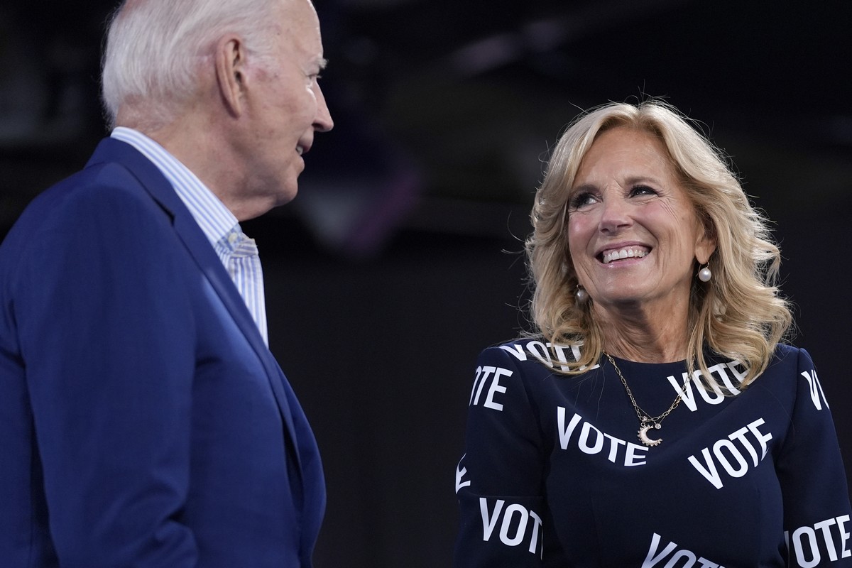 President Joe Biden, left, and first lady Jill Biden appear on stage at a campaign rally, Friday, June 28, 2024, in Raleigh, N.C. (AP Photo/Evan Vucci)
Joe Biden