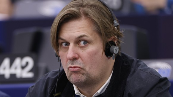 FILE -Germany&#039;s Maximilian Krah, of the German far-right Alternative for Germany party, grimaces during a session at the European Parliament in Strasbourg, France, Tuesday, April 23, 2024. German ...