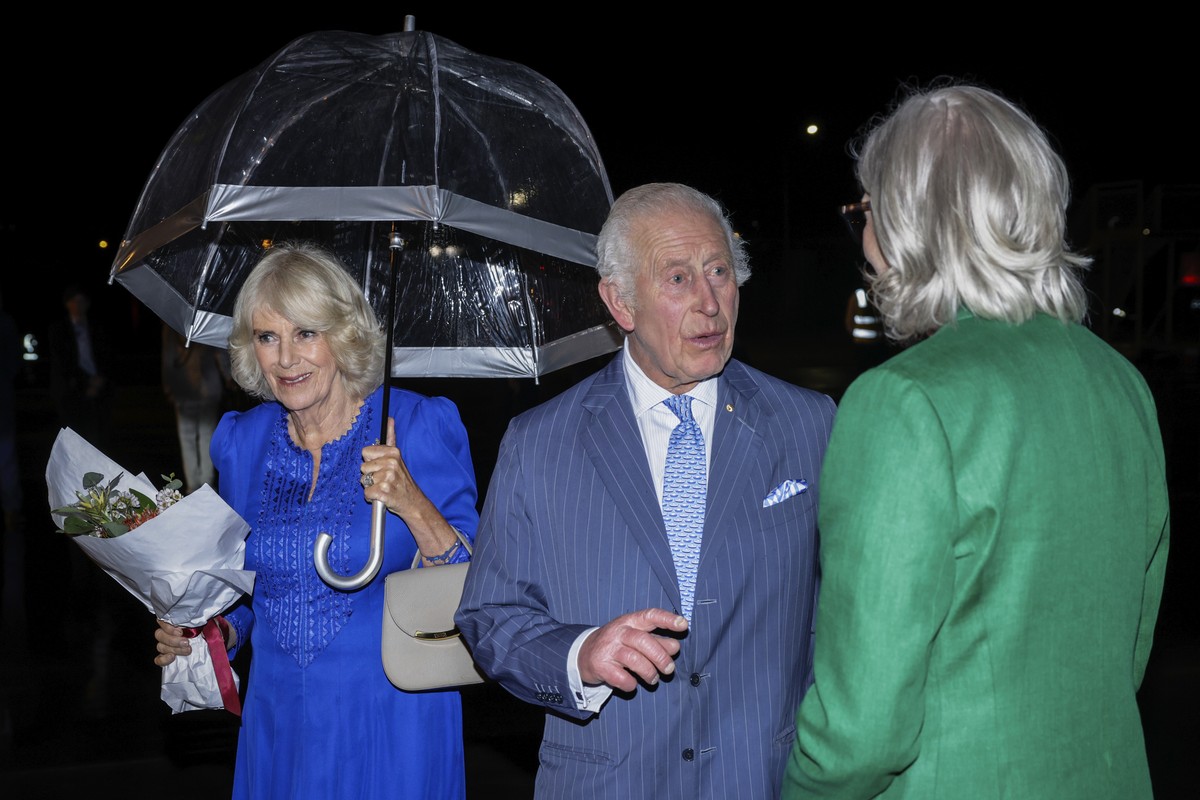 Britain's King Charles and Queen Camilla talks with Ms Sam Mostyn, Governor-General of Australia on his arrival in Sydney for the start of a five-day tour to Australia, Friday, Oct. 18, 2024. (Br ...