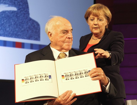 Merkels Förderer: Alt-Kanzler Helmut Kohl.<br data-editable="remove">