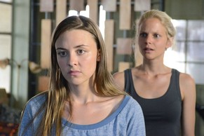 Lusia Wietzorek (links) spielte im «Tatort» eine Studentin, die vergewaltigt worden war, bevor sie ermordet wird.