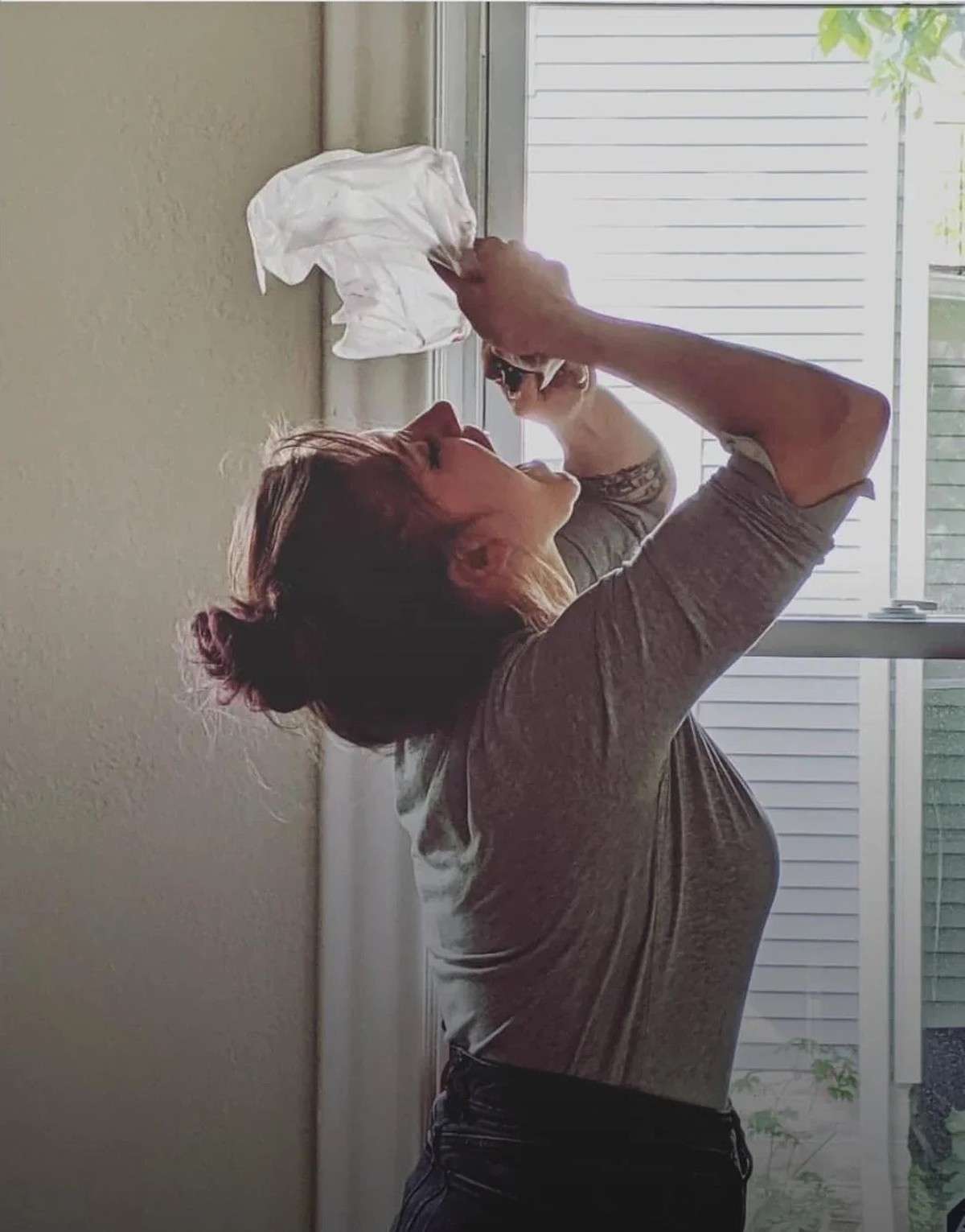 AccidentalRenaissance


husband caught me getting the last drop from the wine box

https://www.reddit.com/media?url=https%3A%2F%2Fpreview.redd.it%2Fzr2rttej51tg1.jpeg%3Fauto%3Dwebp%26s%3D51f896110182d ...