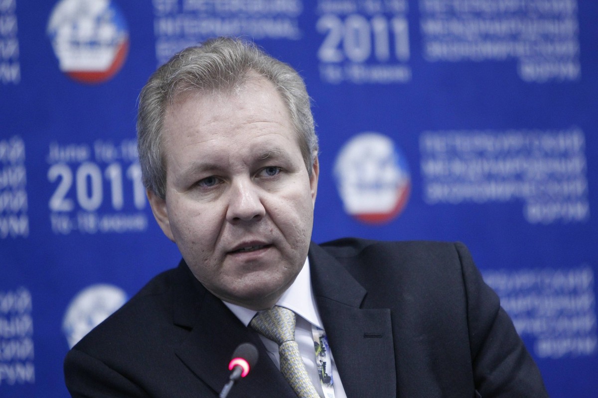 Bildnummer: 55530500 Datum: 21.06.2011 Copyright: imago/Russian Look
June 18, 2011. - Russia, Saint Petersburg. - 15th St. Petersburg International Economic Forum. In picture: Vladislav Inozemtsev, Di ...