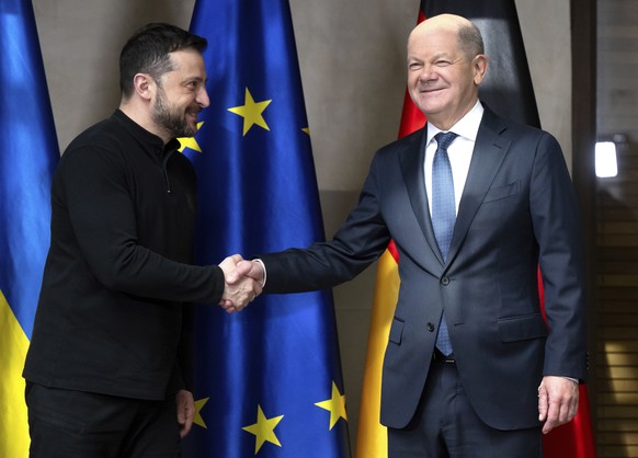 Germany&#039;s Chancellor Olaf Scholz, right and Ukraine&#039;s President Volodymyr Zelenskyy, meet for talks at the Munich Security Conference, in Munich, Germany, Saturday, Feb.15, 2025. (Sven Hoppe ...