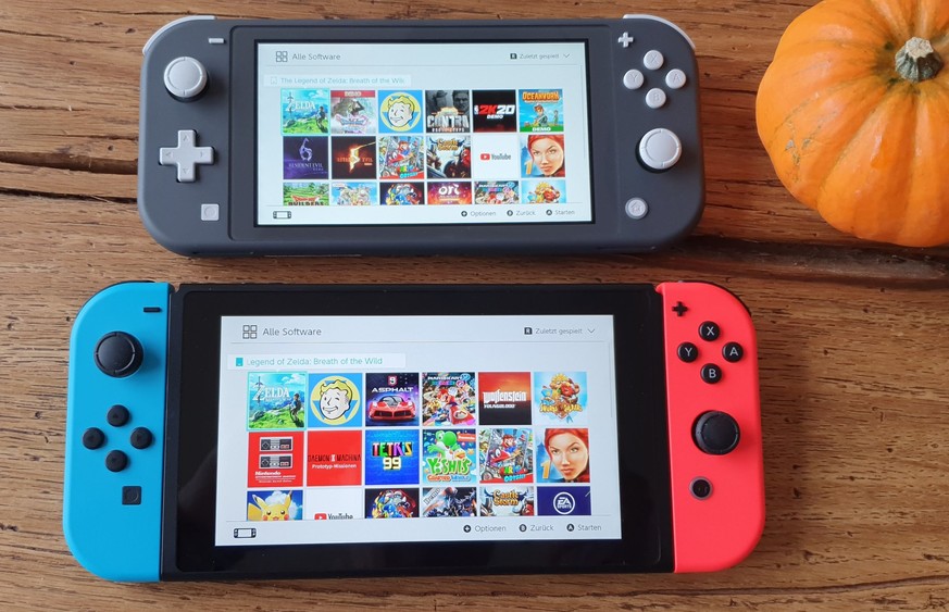 Oben: Die neue Switch Lite. Unten: Die Original-Switch, die mobil und per TV-Dock auf dem Fernseher genutzt werde kann.