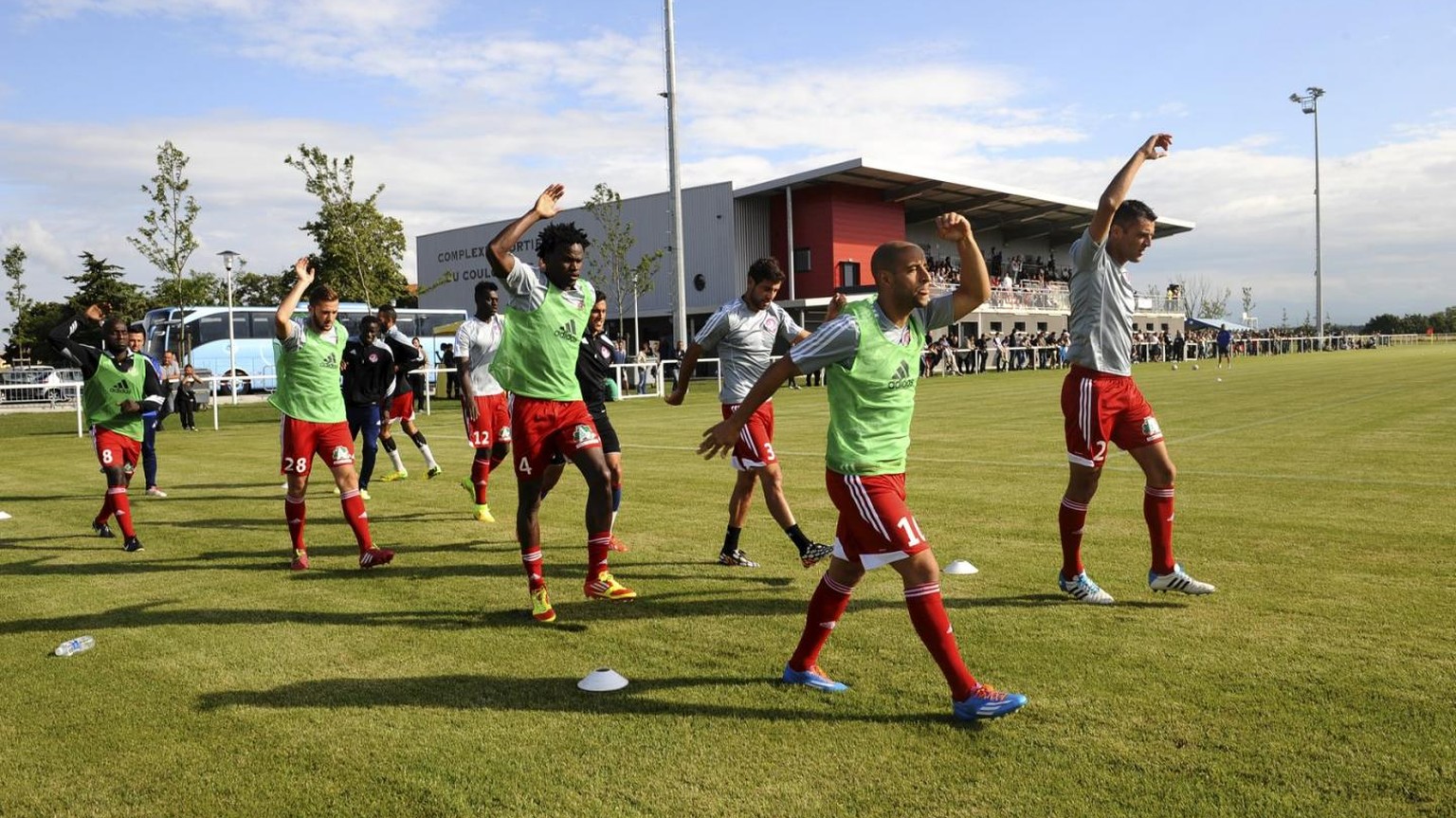 Obwohl nicht im Spielbetrieb integriert, bereiten sich die Fussballer von Luzenac auf die neue Saison vor.