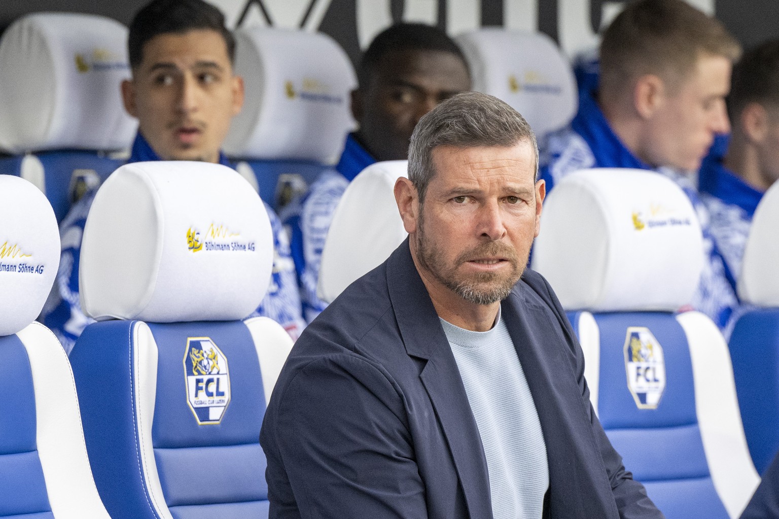 Trainer Mario Frick von Luzern beim Super League Meisterschaftsspiel zwischen dem FC Luzern und dem FC Basel vom Sonntag, 9. Maerz 2025 in Luzern. (KEYSTONE/Urs Flueeler)