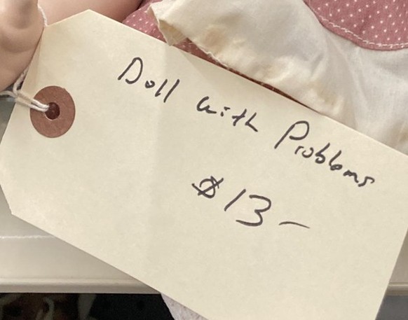 Dinge, die dich töten werden: Creepy Puppe
