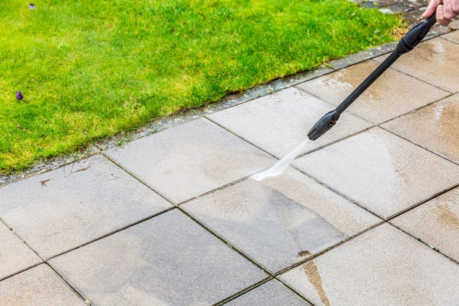 Kerchern im Garten mit Kercher