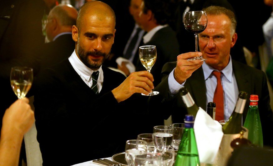 Sind sich einig und wollen noch warten: Guardiola und Rummenigge.