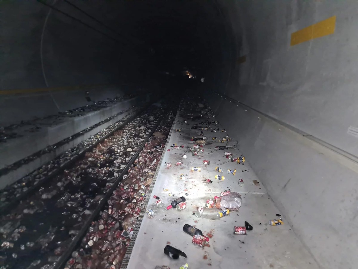 Le tunnel de base du Gothard restera fermé encore longtemps.