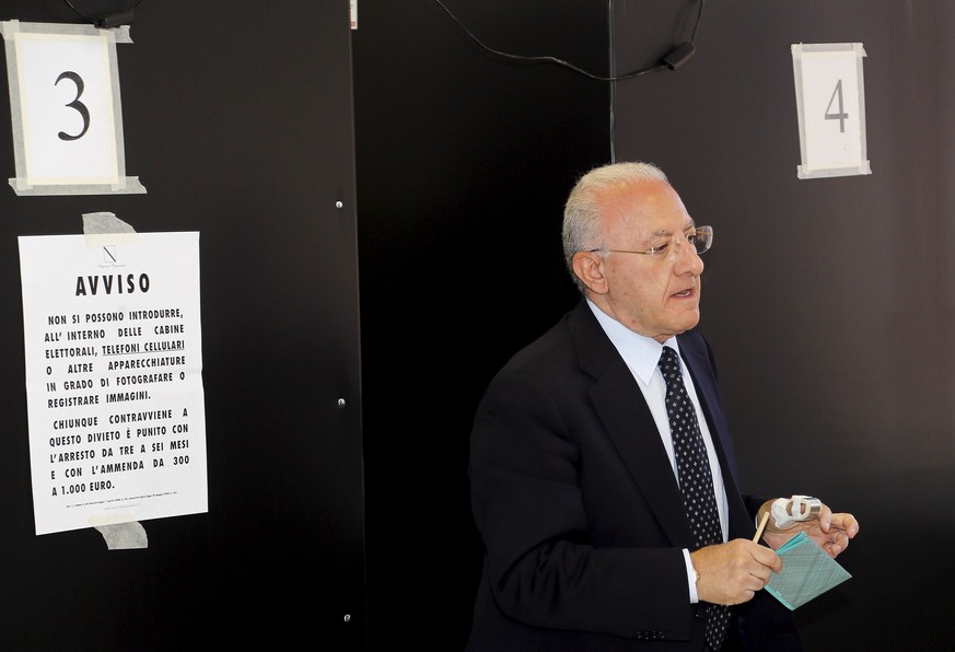 Vincenzo De Luca kann einen Erfolg feiern.