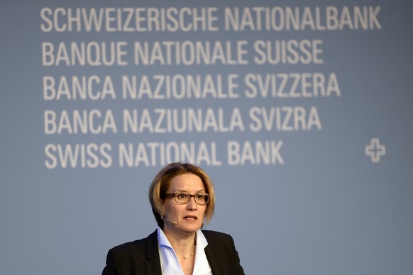 Andrea M. Maechler, Mitglied des Direktoriums der Schweizerischen Nationalbank, bei ihrer Rede am Geldmarkt-Apero in Zuerich am Donnerstag, 31. Maerz 2016. (KEYSTONE/Walter Bieri)