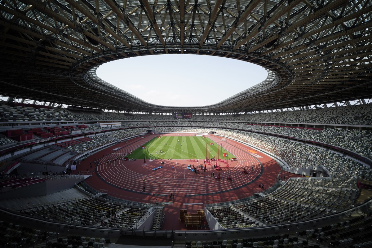epa09186767 General view of an Athletics test event entitled 'READY STEADY TOKYO-Athletics' at the National Stadium in Tokyo, Japan, 09 May 2021. The event was held without spectators amid t ...