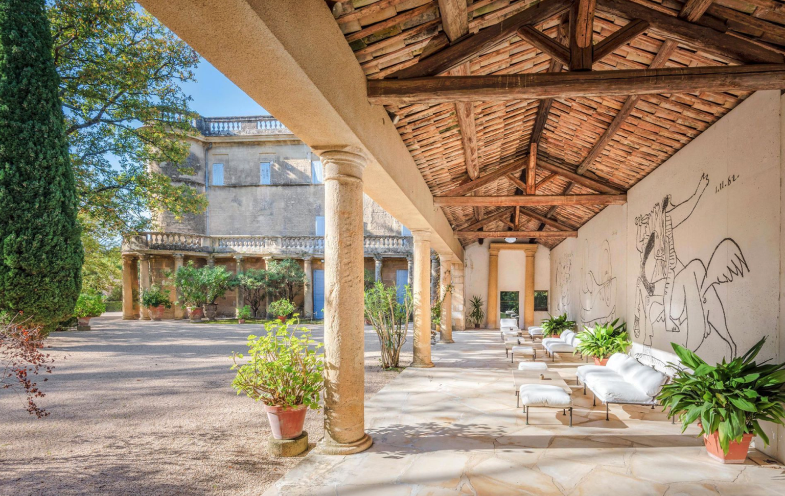 VENTE CHÂTEAU UZES (30700) 800 M²
frankreich architektur picasso kunst immobilien https://www.sothebysrealty-france.com/fr/immobilier-luxe/ref-uz1-281/vente-chateau-uzes-20-pieces-30700/