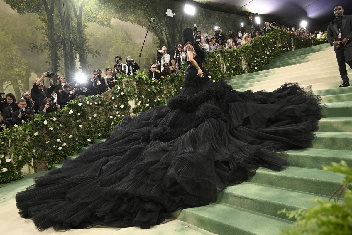 Cardi B attends The Metropolitan Museum of Art's Costume Institute benefit gala celebrating the opening of the "Sleeping Beauties: Reawakening Fashion" exhibition on Monday, May 6, 2024 ...
