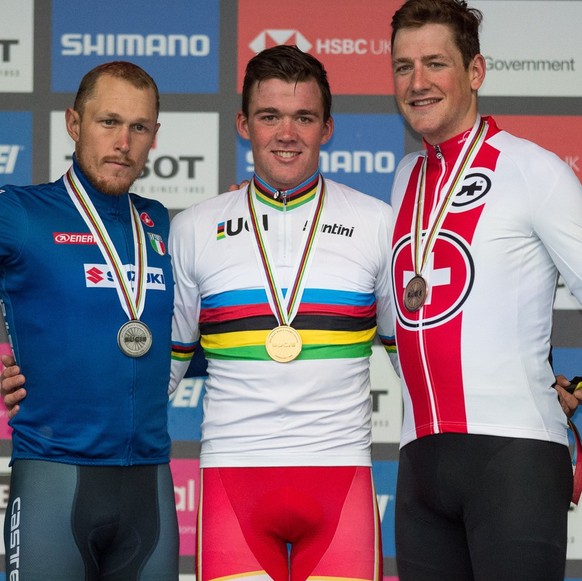 Podium v.l.n.r. 2. Matteo Trentin ITA - Nationalteam Italien - Mitchelton-Scott - 1. Mads Pedersen DEN DK - Nationalteam D