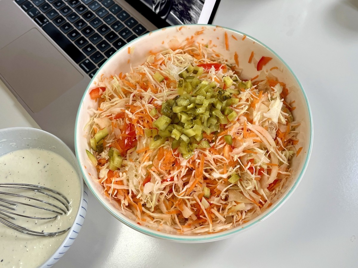 Dolly Parton's "life changing" coleslaw ... really?