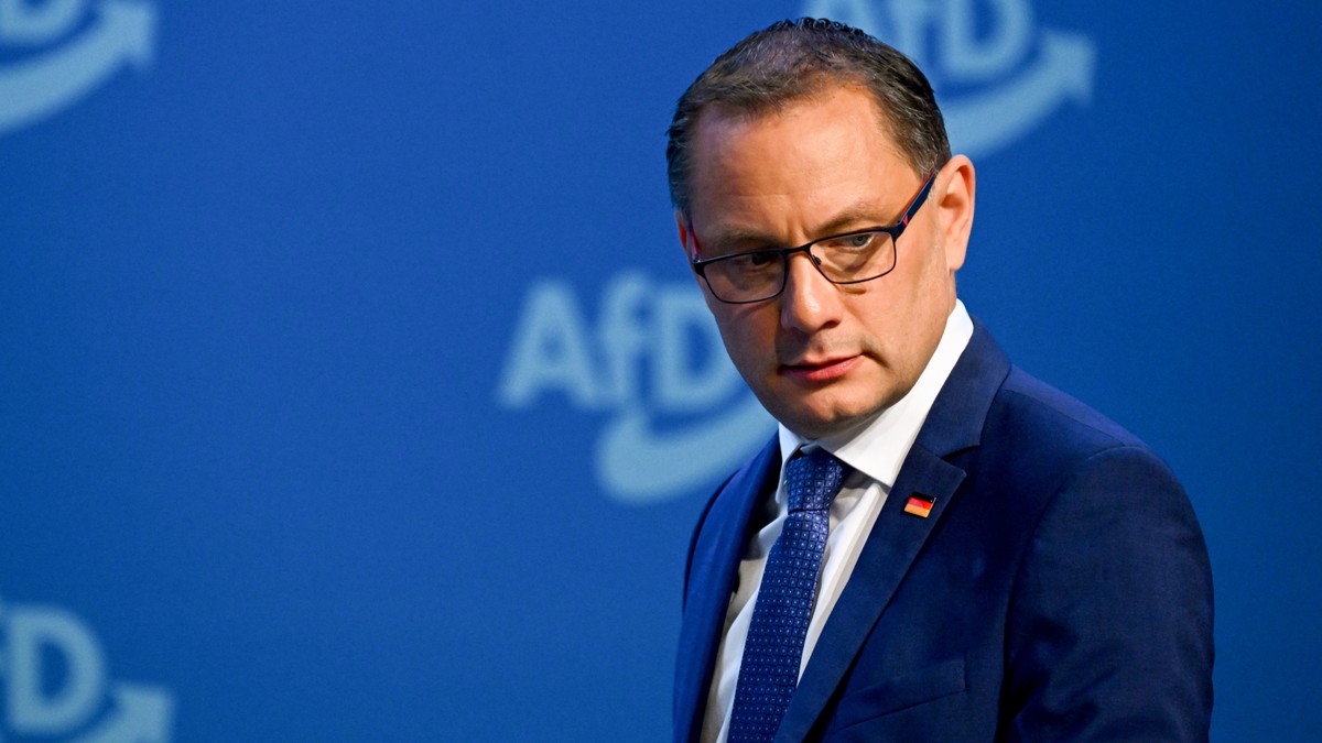 epa10017865 Alternative for Germany (AfD) co-chairman Tino Chrupalla attends Germany's right-wing populist Alternative for Germany (AfD) party convention in Riesa, Germany, 17 June 2022. AfD part ...