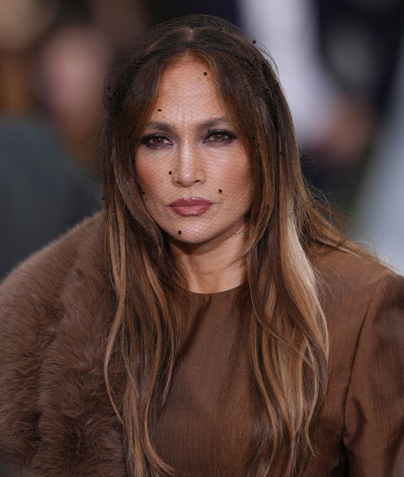 Jennifer Lopez arrives for the Stella McCartney Womenswear Spring Summer 2027 collection presented in Paris, France, Wednesday, Sept. 30, 2026. (AP Photo/Aurelien Morissard)
Jennifer Lopez