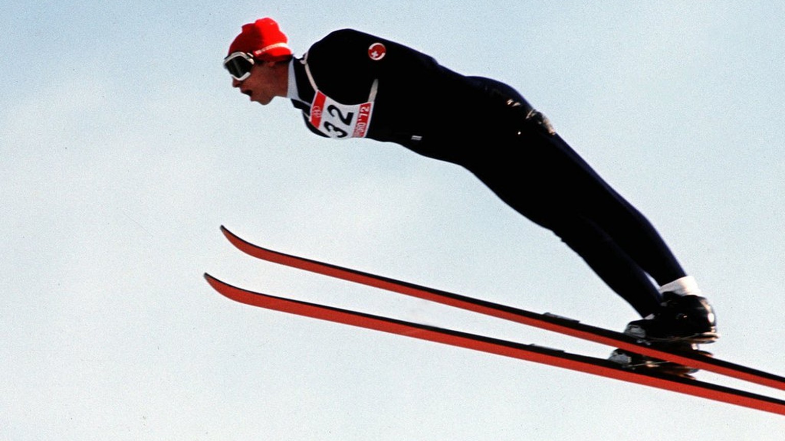 Der Schweizer Walter Steiner an den Olympischen Winterspielen in Sapporo 1972, wo sich der unvergleichliche Skiflieger auf der Grossschanze 'nur' mit Silber begnuegen musste. Die 'goldenen Tage von Sa ...