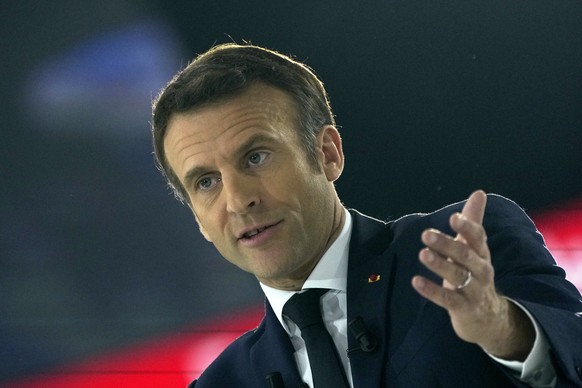 French President Emmanuel Macron and centrist candidate for reelection delivers his speech during a meeting in Paris, Saturday, April 2, 2022. France&#039;s first round of the presidential election wi ...