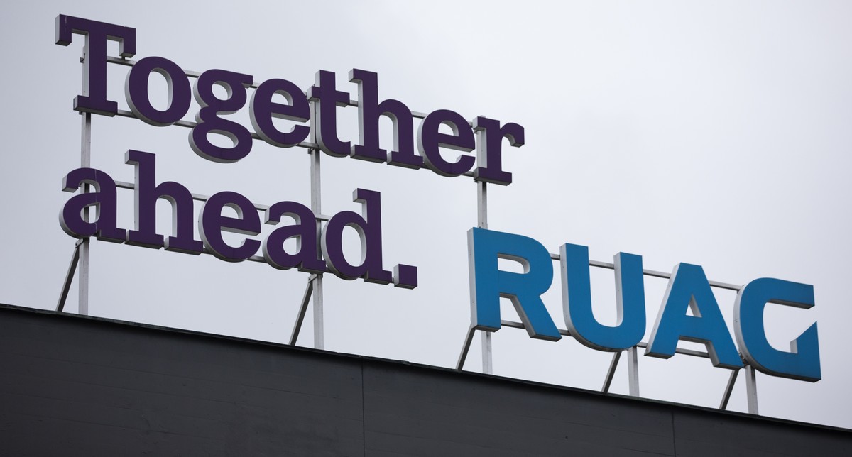 ARCHIVBILD ZUM STELLENABBAU BEI RUAG INTERNATIONAL, AM MONTAG, 12. OKTOBER 2020 - Das Logo der Ruag am Ruag-Standort in Emmen, aufgenommen am Dienstag, 22. Oktober 2019. (KEYSTONE/Peter Klaunzer)