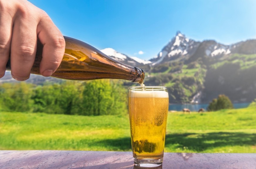 bier schweiz stange trinken sommer alkohol