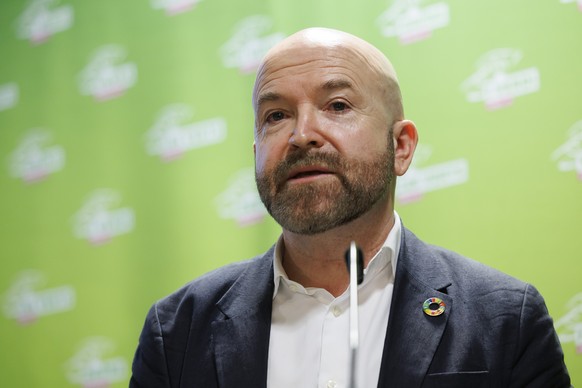 Nicolas Walder, conseiller national les Verts GE, s&#039;exprime sur l&#039;initiative Europe devant les delegues, lors de l&#039;assemblee des delegues des Verts suisses, ce samedi 28 janvier 2023 a  ...