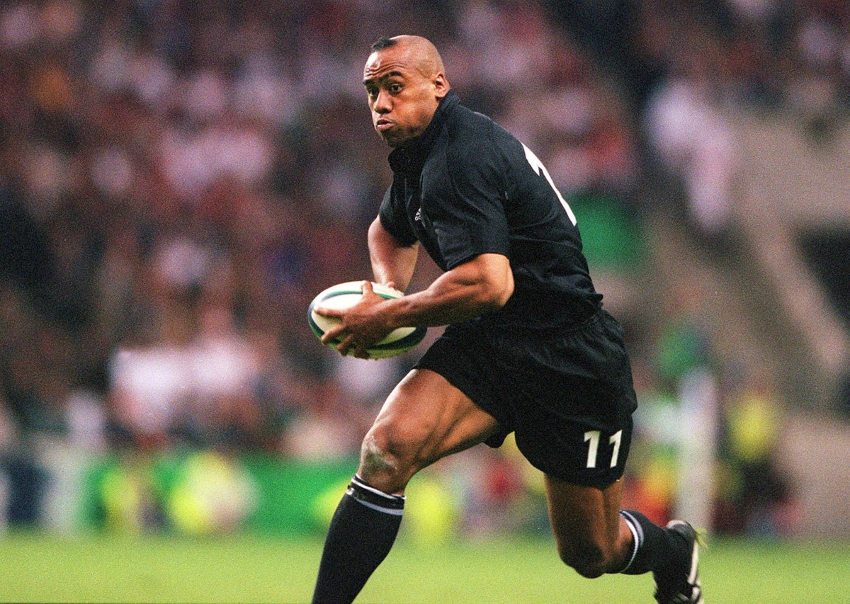 Jonah Lomu (NZ). England v New Zealand. World Cup 1999. 9/10/99. Twickenham. PUBLICATIONxNOTxINxUKxBRA

Jonah Lomu NZ England v New Zealand World Cup 1999 9 10 99 Twickenham PUBLICATIONxNOTxINxUKxBR ...