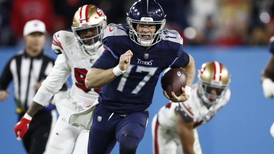 Oh Taneyhill!  The Titans are back thanks to a lively quarterback dash
