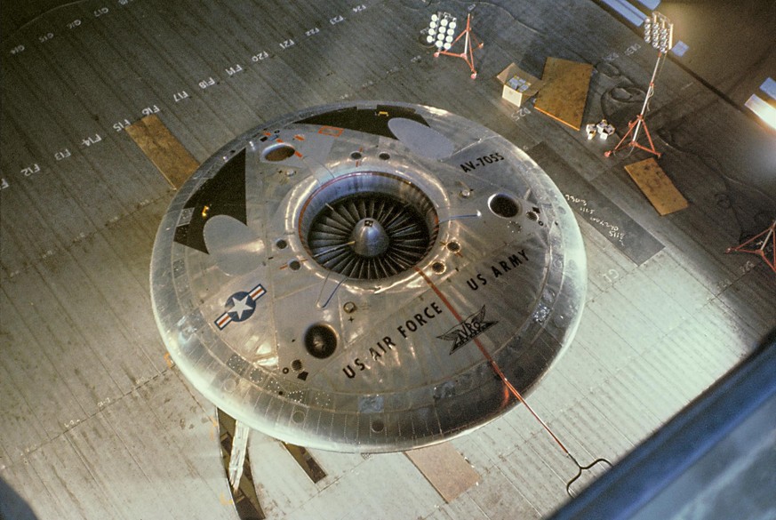 Overhead View of Avrocar in Ames 40x80 foot Wind Tunnel.
NASA ID: A-26418-007
Color view of the Avrocar from overhead in the 40x80 wind tunnel, without A1:H73 mounted on variable height struts.
Date C ...