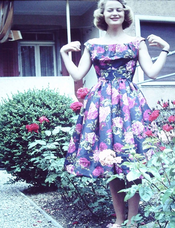 Die schönste Rose im Rosengarten: Hildegard, 1958.