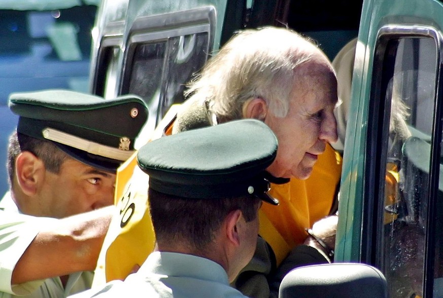 Sektenchef Schäfer wurde 2005 in Argentinien verhaftet und an Chile ausgeliefert.&nbsp;<br data-editable="remove">