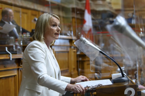 Elisabeth Schneider-Schneiter, Mitte-BL, spricht waehrend der Sommersession der Eidgenoessischen Raete, am Dienstag, 15. Juni 2021 im Nationalrat in Bern. (KEYSTONE/Anthony Anex)