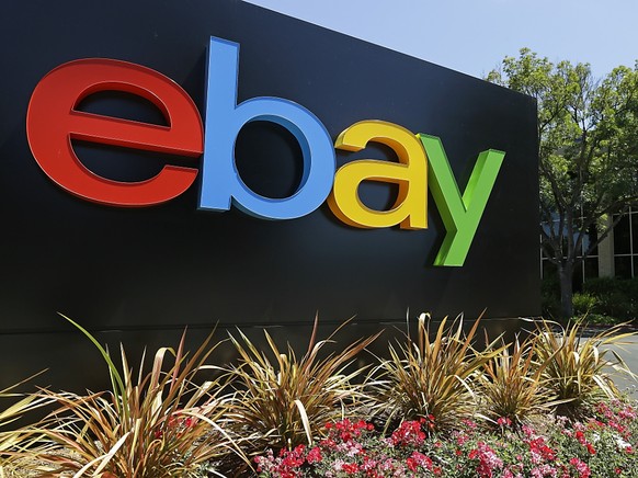 Kakerlaken und Trauerkranz: Ehemalige Mitarbeiter des Auktionshauses Ebay sollen kritische Personen mit verschiedenen Aktionen eingesch