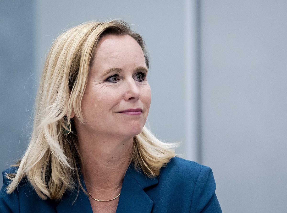 epa11428848 Intended Dutch Minister for Foreign Trade and Development Aid, Reinette Klever, attends the second day of hearings in the House of Representatives where the candidate ministers are questio ...