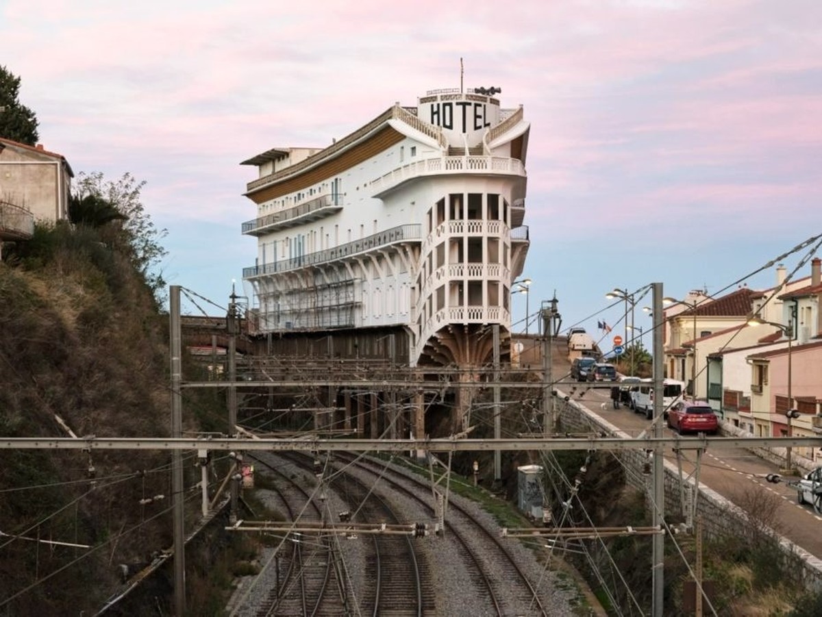Weird France! Skurrile Gebäude und Strassenattraktionen in Frankreich. https://www.archive-arn.fr/