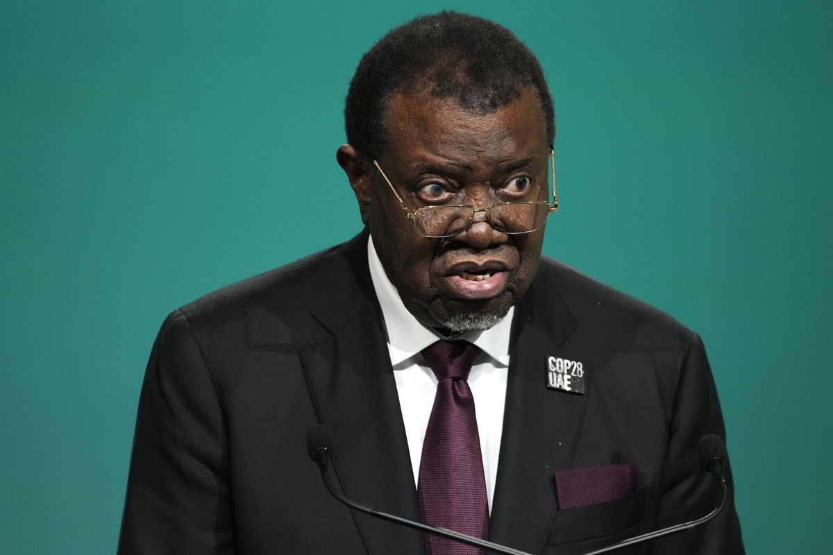 FILE - Namibia President Hage Geingob speaks during a plenary session at the COP28 U.N. Climate Summit, on Dec. 1, 2023, in Dubai, United Arab Emirates. Geingob will start treatment for cancer, his of ...